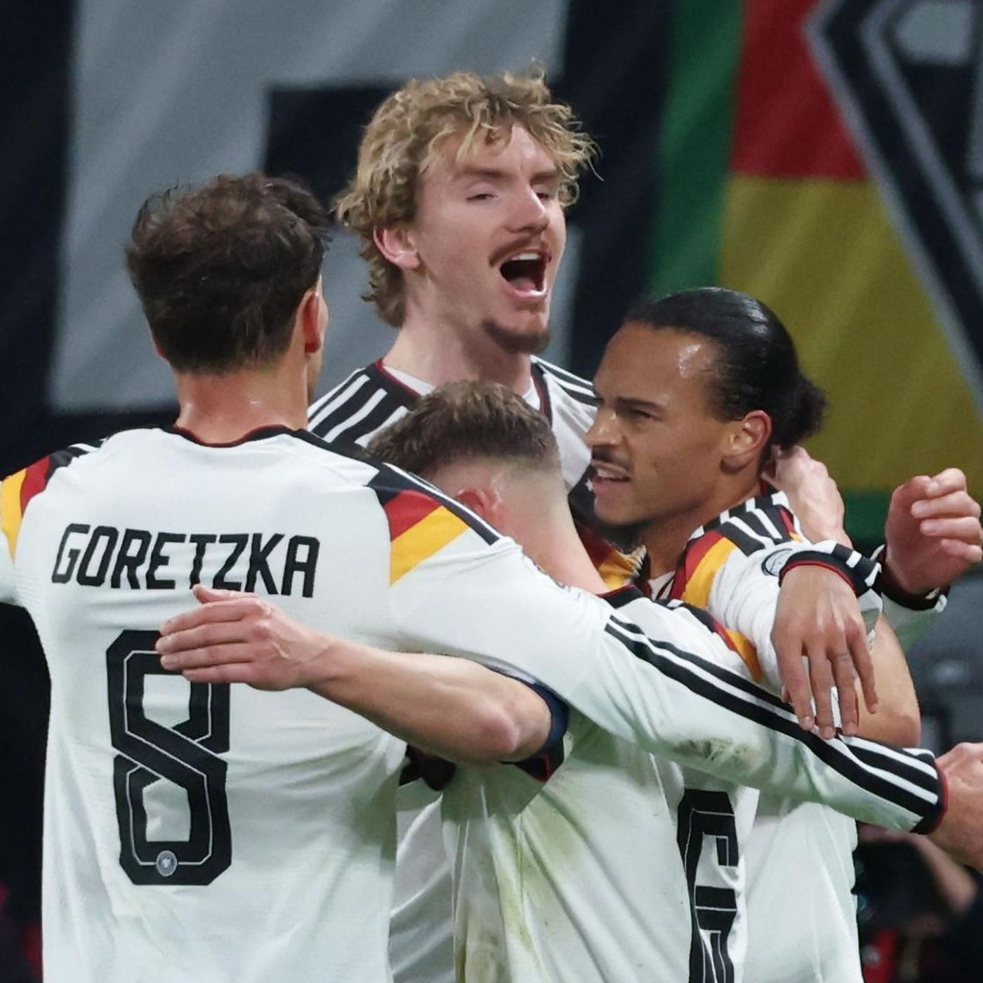 DFB-Elf stürmt mit furiosem Sieg zur WM