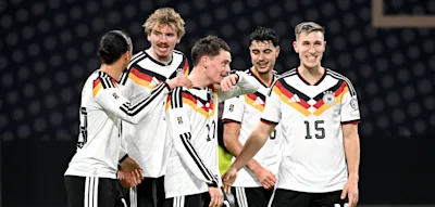 „Oh wie ist das schön“ im Stadion – Deutschland zaubert sich mit Tor-Gala zur WM
