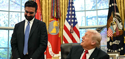 Im Weißen Haus wirkt der „Anti-Trump“ plötzlich ganz handzahm