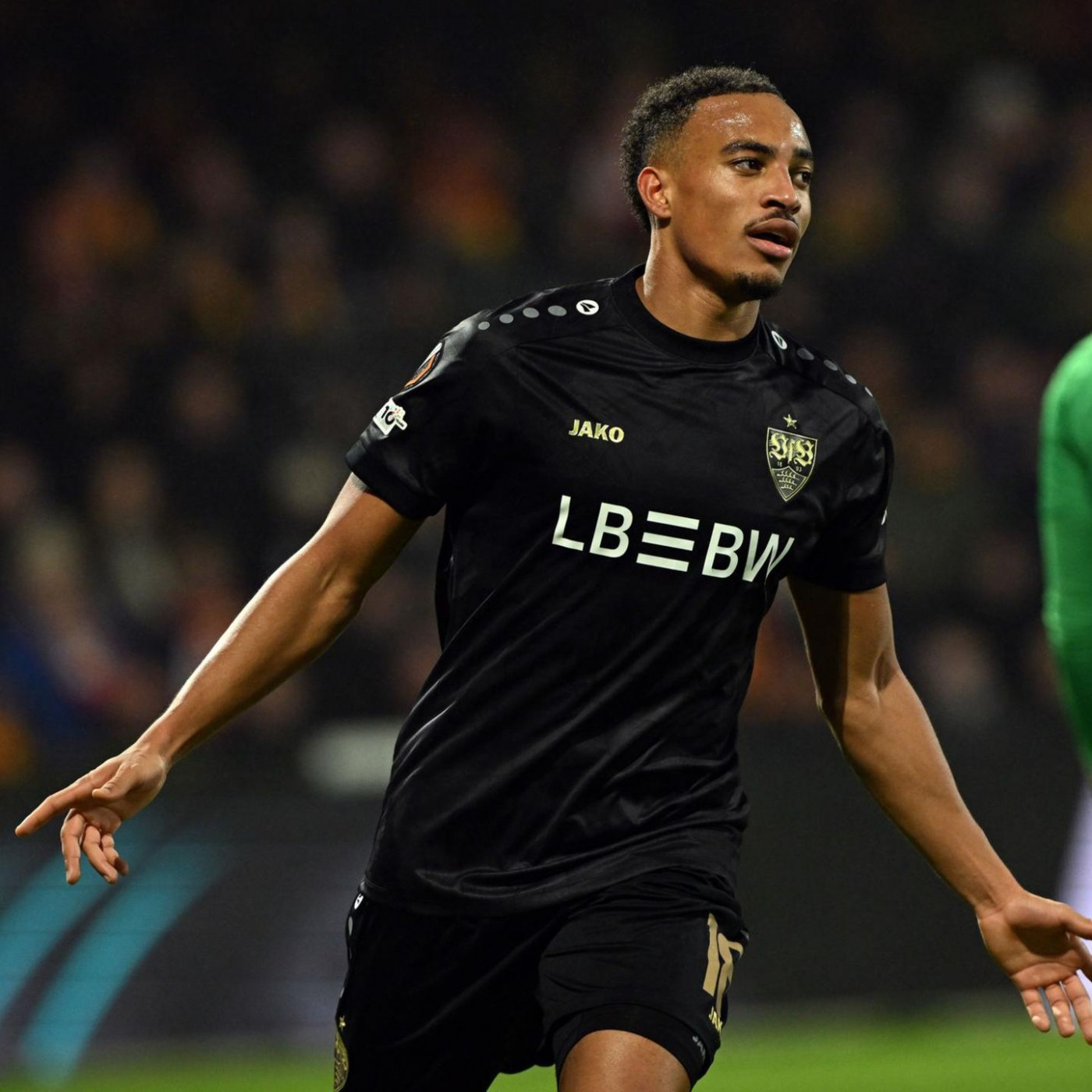 VfB Stuttgart landet Kantersieg, Freiburg trotz Remis weiter auf Kurs