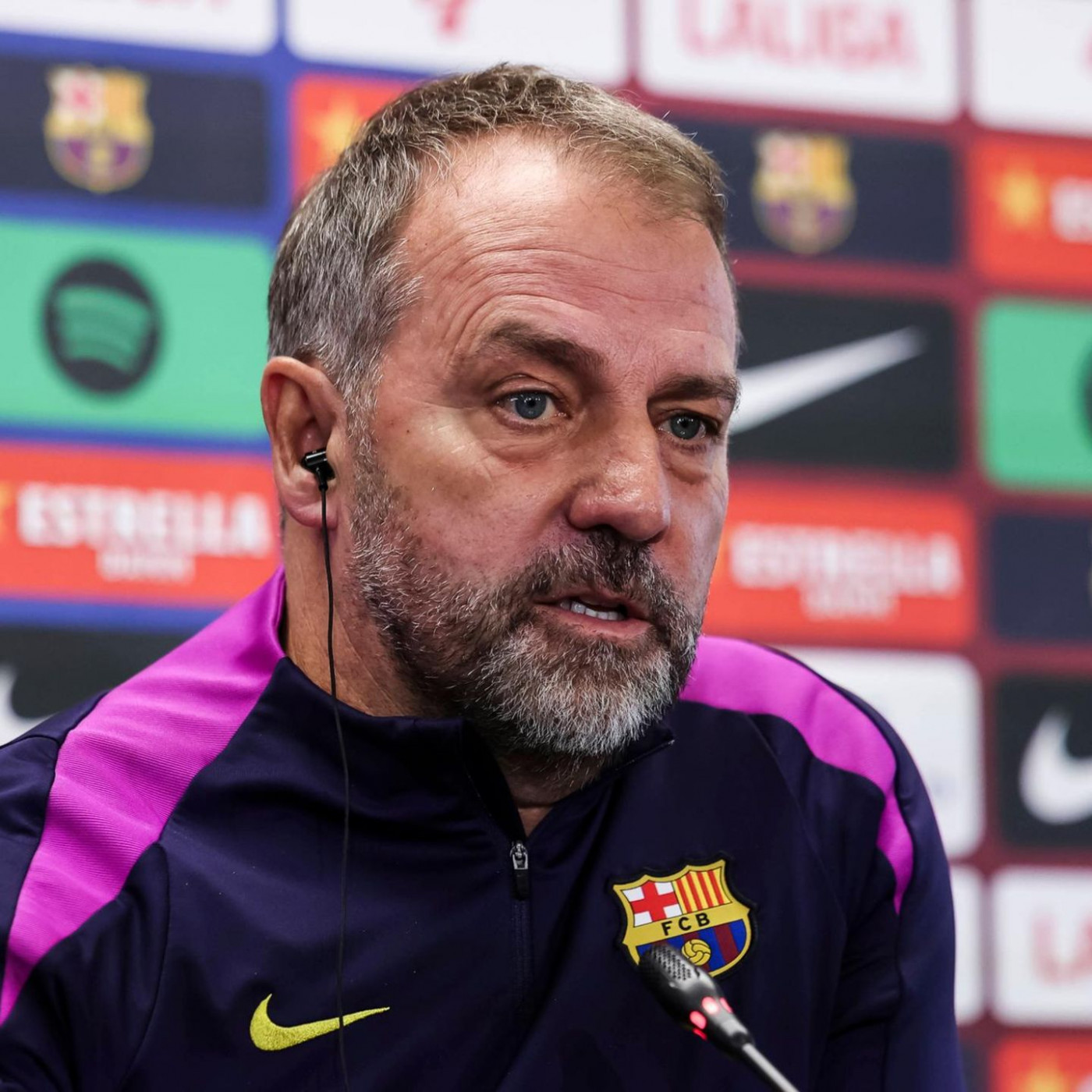 Hansi Flick erklärt seine emotionale Szene auf der Bank