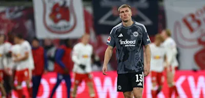 „Wir waren einfach viel zu schlecht“ – Frankfurt wird nach Belieben auseinandergenommen