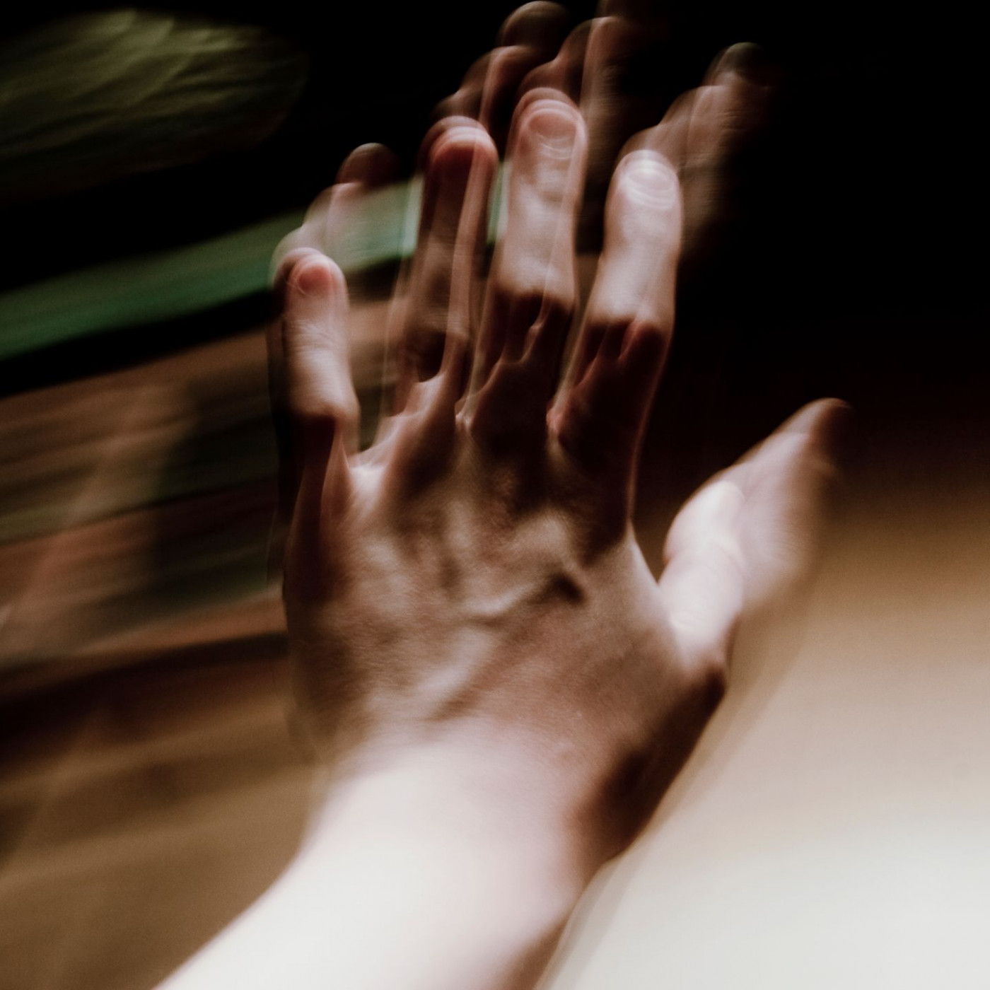 Fünf Mythen über zitternde Hände – und was wirklich dahintersteckt