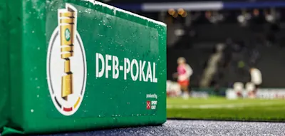 „Jetzt hat Friedhelm es endgültig versaut“ – Funkel zieht Topspiel fürs Viertelfinale