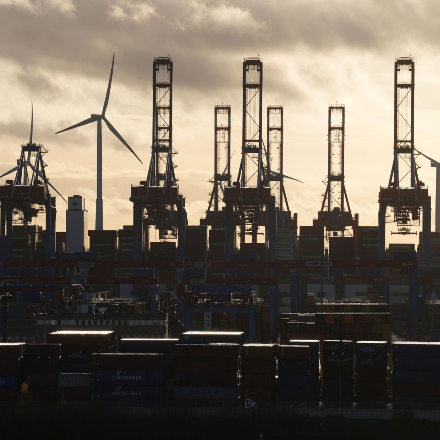 Wirtschaft w&auml;chst nur langsam - Inflation bleibt z&auml;h