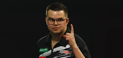 &bdquo;Habe am Tisch geweint&ldquo; &ndash; Nach dem gro&szlig;en Sieg erinnert sich van Veen an seine Leidenszeit