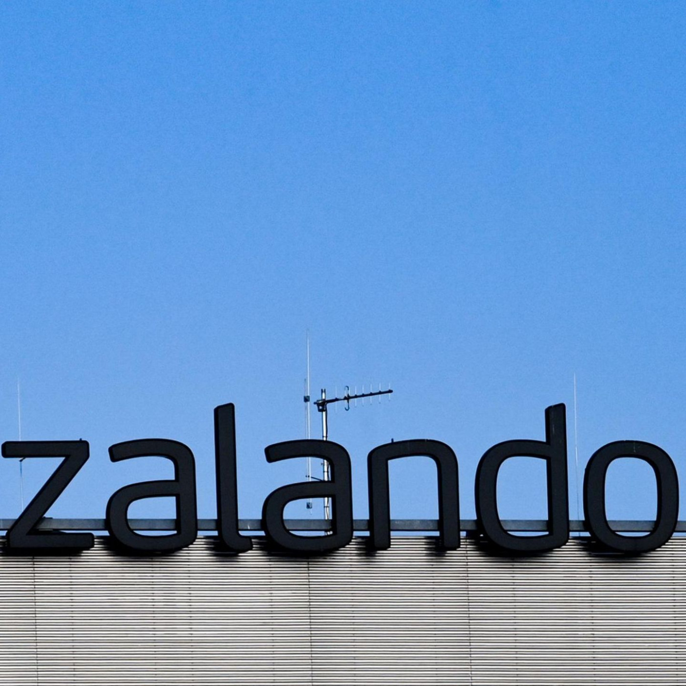 Zalando schlie&szlig;t Standort Erfurt: 2700 Besch&auml;ftigte f&uuml;rchten um ihre Jobs