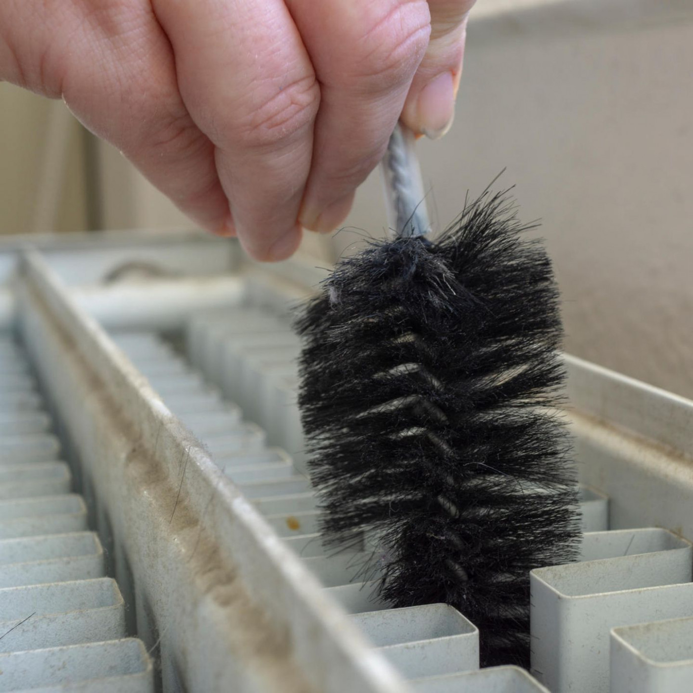 Darum sollten Sie Ihre Heizk&ouml;rper mindestens zweimal im Jahr entstauben