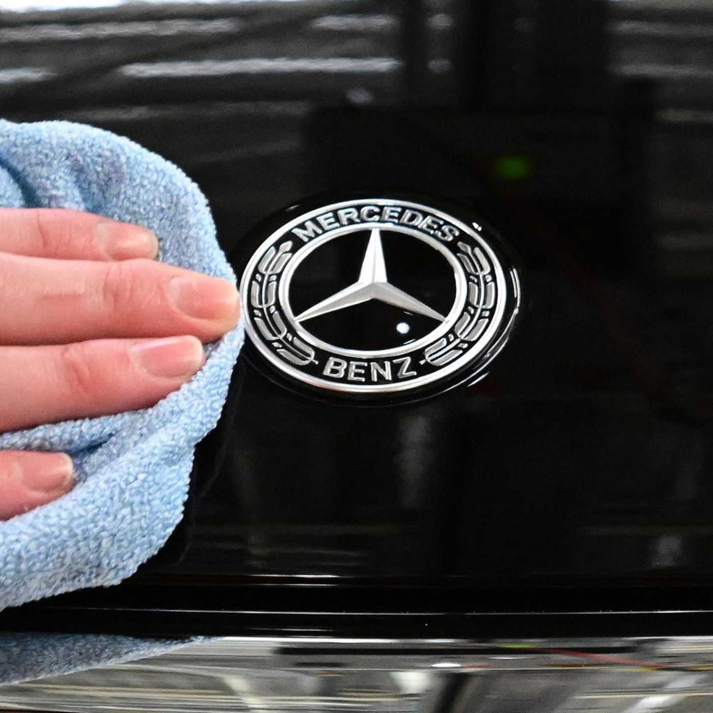 Warum Mercedes beim autonomen Fahren auf die Bremse tritt
