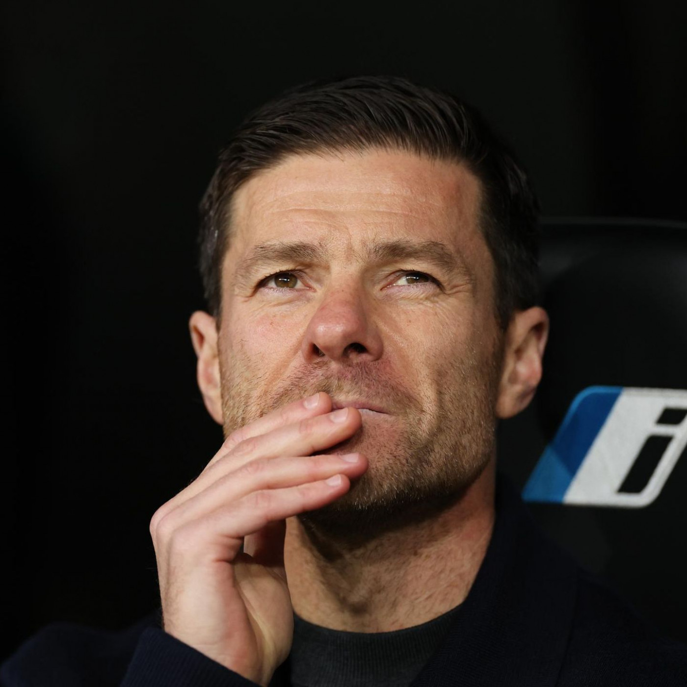 Nach Cl&aacute;sico-Pleite: Real Madrid entl&auml;sst Xabi Alonso