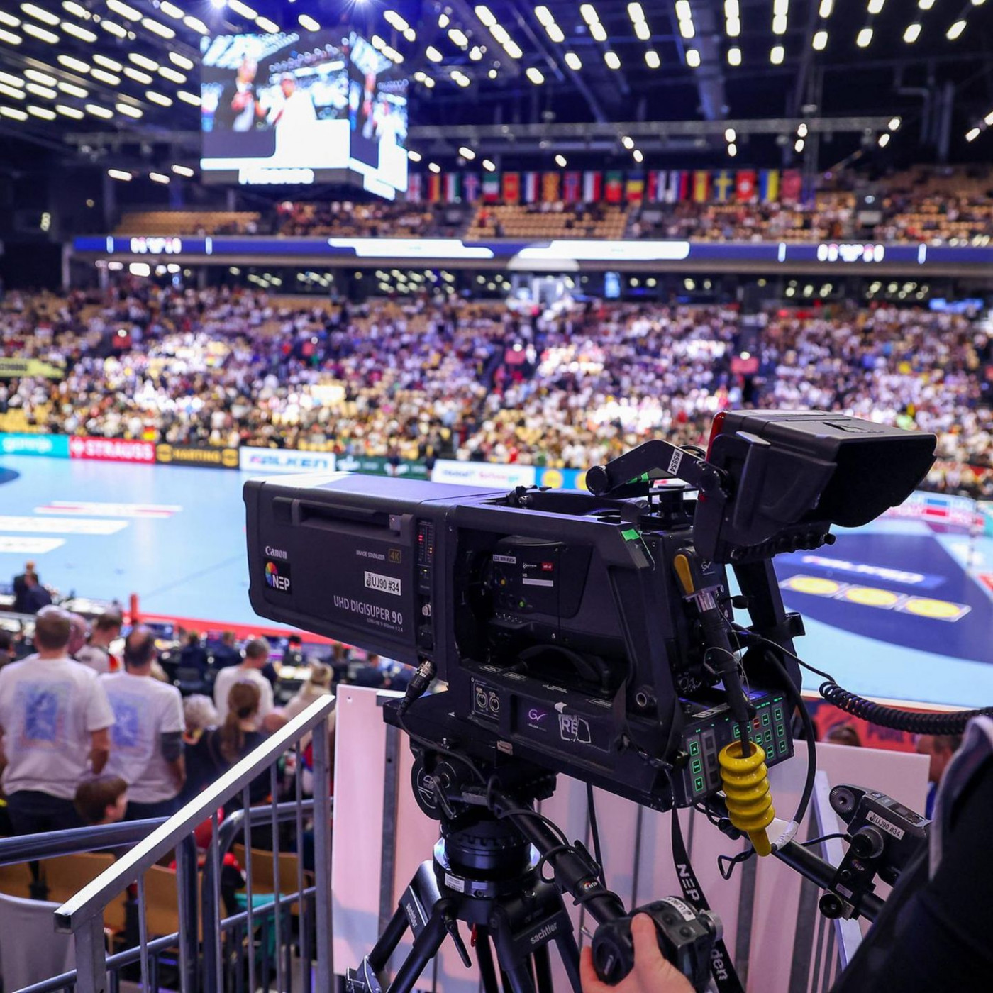 Wer &uuml;bertr&auml;gt Deutschland gegen D&auml;nemark?