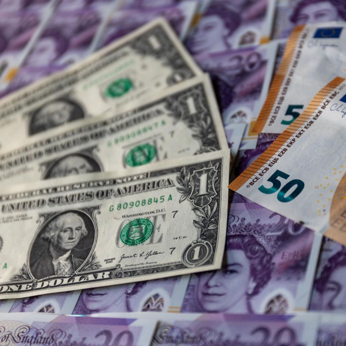 Was die Dollar-Schw&auml;che f&uuml;r Sie bedeutet