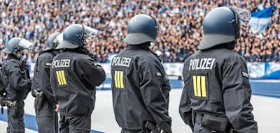 Nach der Eskalation steht nun ein Rassismusvorwurf gegen einen Polizisten im Raum