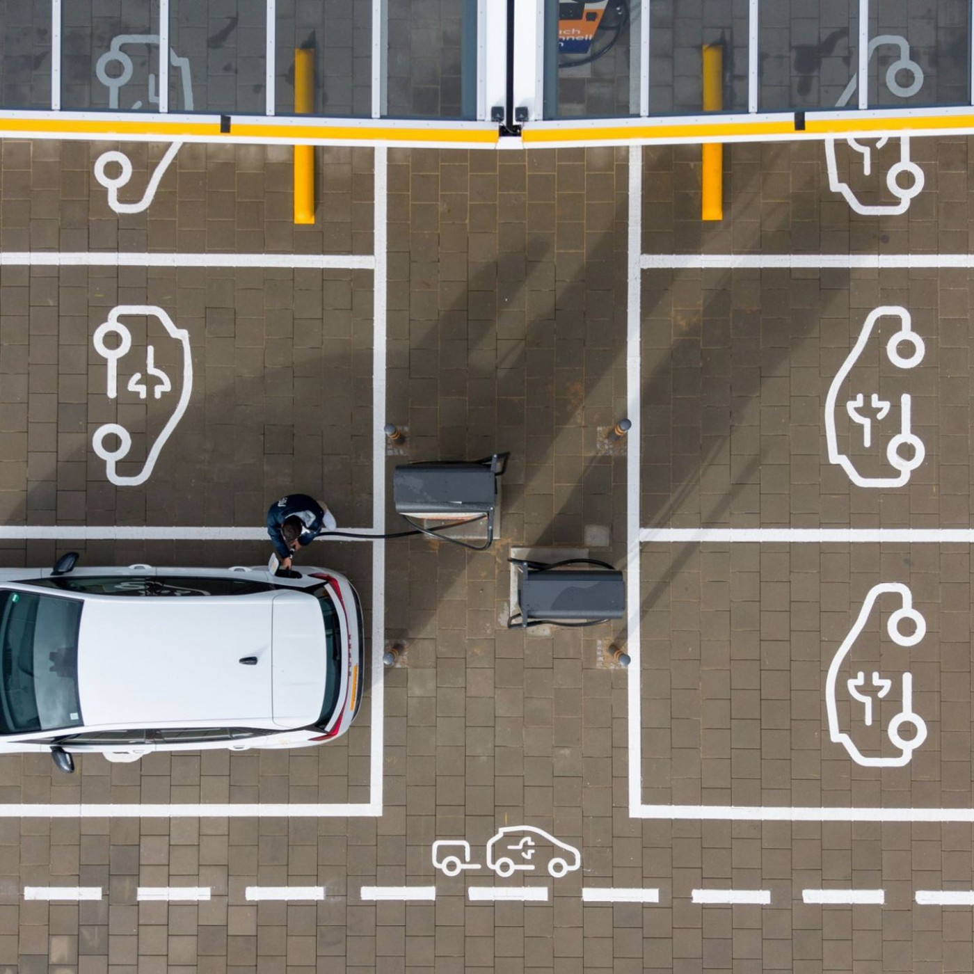 Pr&auml;mie hebt Interesse an E-Autos stark und sorgt f&uuml;r Kritik