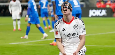 Frankfurts Krise spitzt sich zu &ndash; Werder wendet Pleite in der Nachspielzeit ab