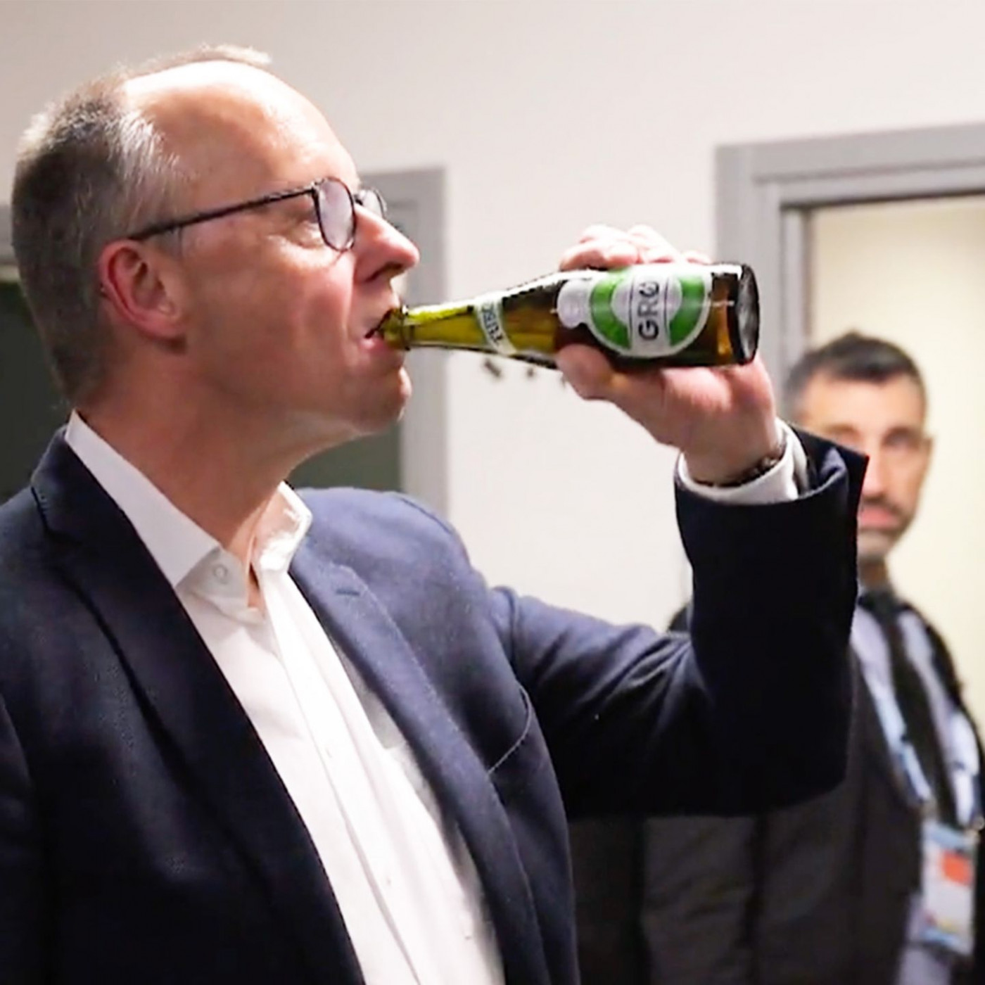 Merz st&ouml;&szlig;t mit DHB-Team an &ndash; und macht Kampfansage