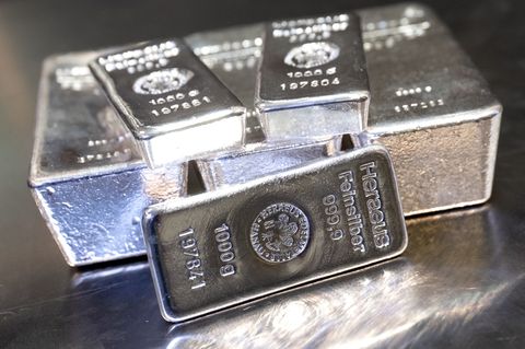 Silberpreis berappelt sich - Was das Edelmetall auszeichnet
