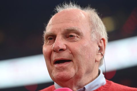 Uli Hoene&szlig; kritisiert Spielerberater: &bdquo;Werden diesen Wahnsinn nicht mitmachen&ldquo;