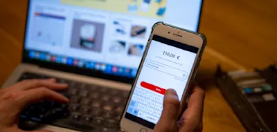 Mehrheit nutzt Handy f&uuml;rs Banking &ndash; J&uuml;ngere bevorzugen bei zwei Themen die Filiale