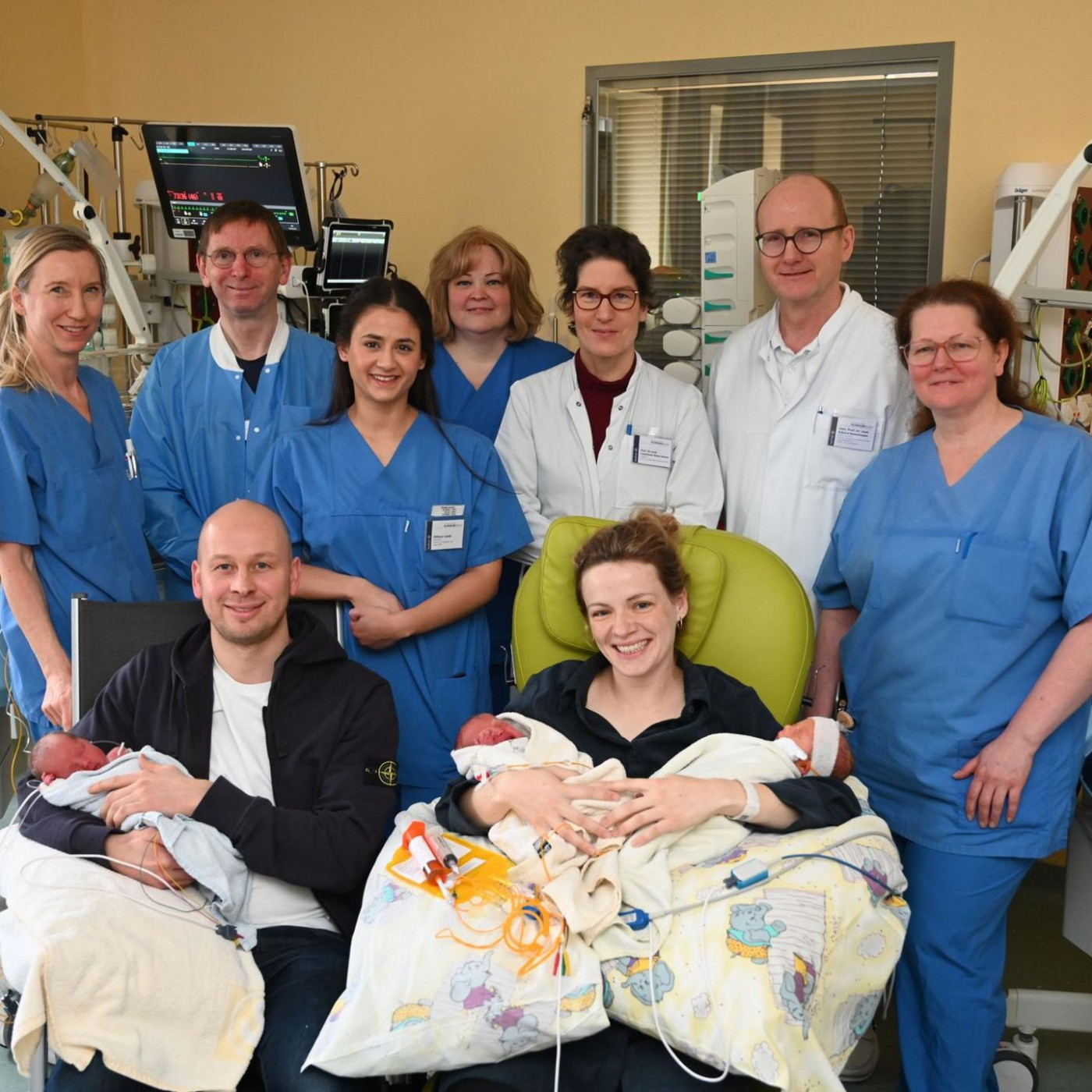 Eineiige Drillinge: &bdquo;Die M&auml;dchen sind wunderbar rausgekommen&ldquo;