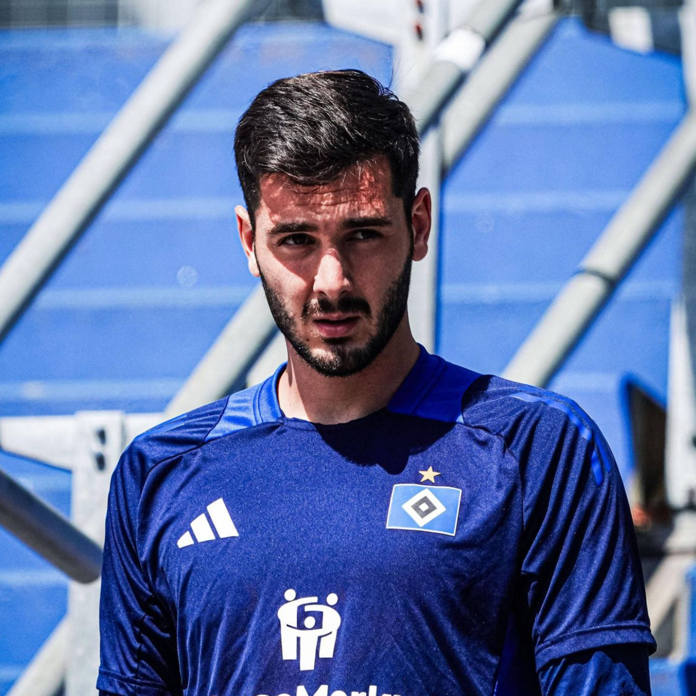 Ehemaliger HSV-Torwart flieht vor Irankrieg