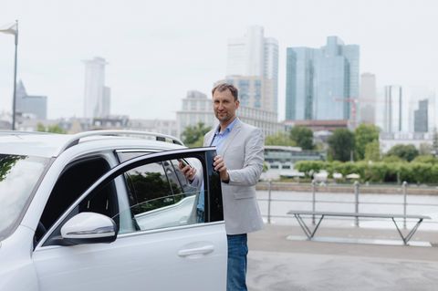 In diesen deutschen St&auml;dten verdient man meisten