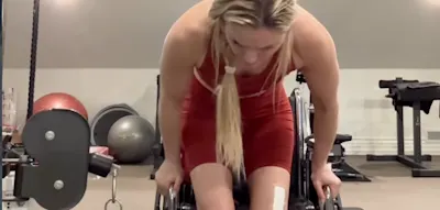 Im Rollstuhl f&auml;hrt Lindsey Vonn in ihr Fitnessstudio &ndash; und trainiert wieder