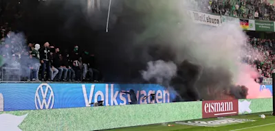 Wut, T&auml;tlichkeiten, offenes Feuer &ndash; in Wolfsburg eskaliert die Lage