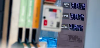 Tankstellen erwarten Spritpreise von &bdquo;2,50 Euro oder sogar mehr&ldquo; &ndash; CDU fordert &bdquo;sch&auml;rfstes Schwert&ldquo;