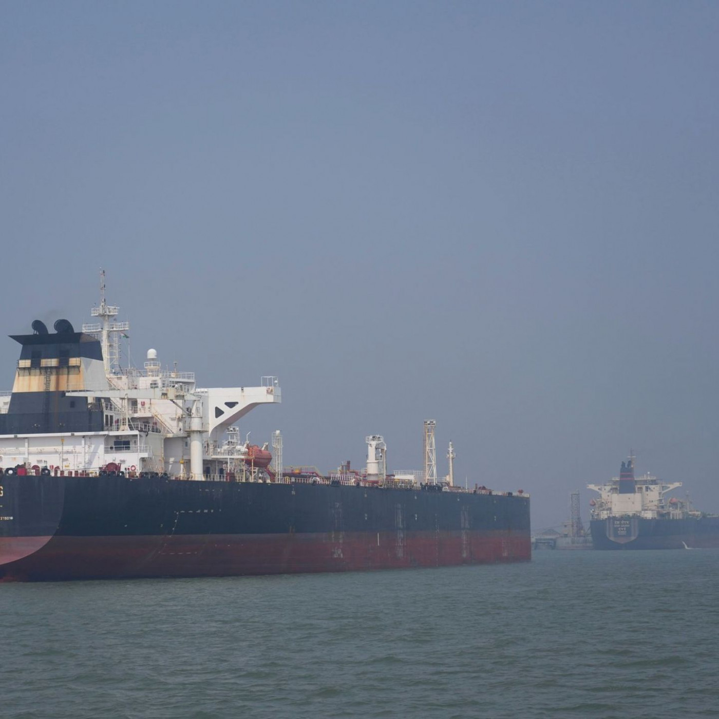 &Ouml;lpreise weiter hoch - kaum Hoffnung auf schnellen Frieden