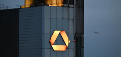 Unicredit legt &Uuml;bernahmeangebot f&uuml;r Commerzbank vor
