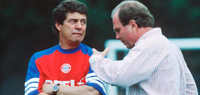 &bdquo;Ich wei&szlig;, was mich erwartet&ldquo;, verk&uuml;ndet Rehhagel. Dann beginnt seine Demontage