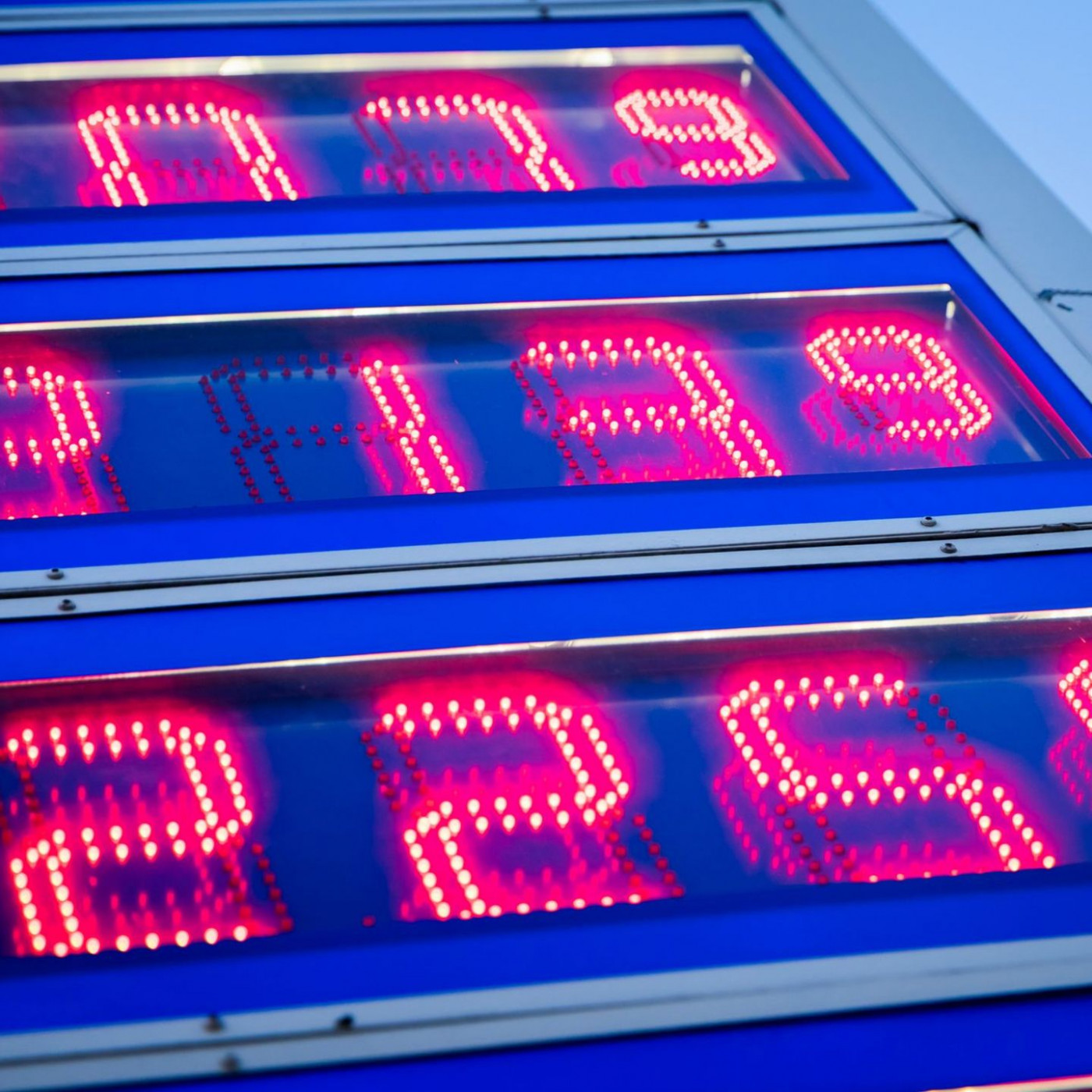 Spritpreise steigen langsam weiter