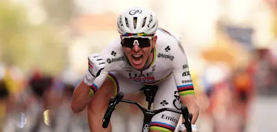 Pogacar triumphiert trotz Crash &ndash; &bdquo;Dachte, alles ist vorbei&ldquo;