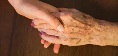 Wie man Altersflecken effektiv minimiert &ndash; und wann es gef&auml;hrlich wird