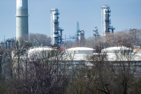 Im schlimmsten Fall drohen Engp&auml;sse bei Treibstoffen