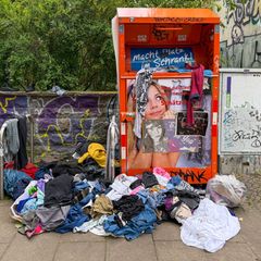 Wirksam gegen Fast Fashion? Schneider plant Textilgesetz