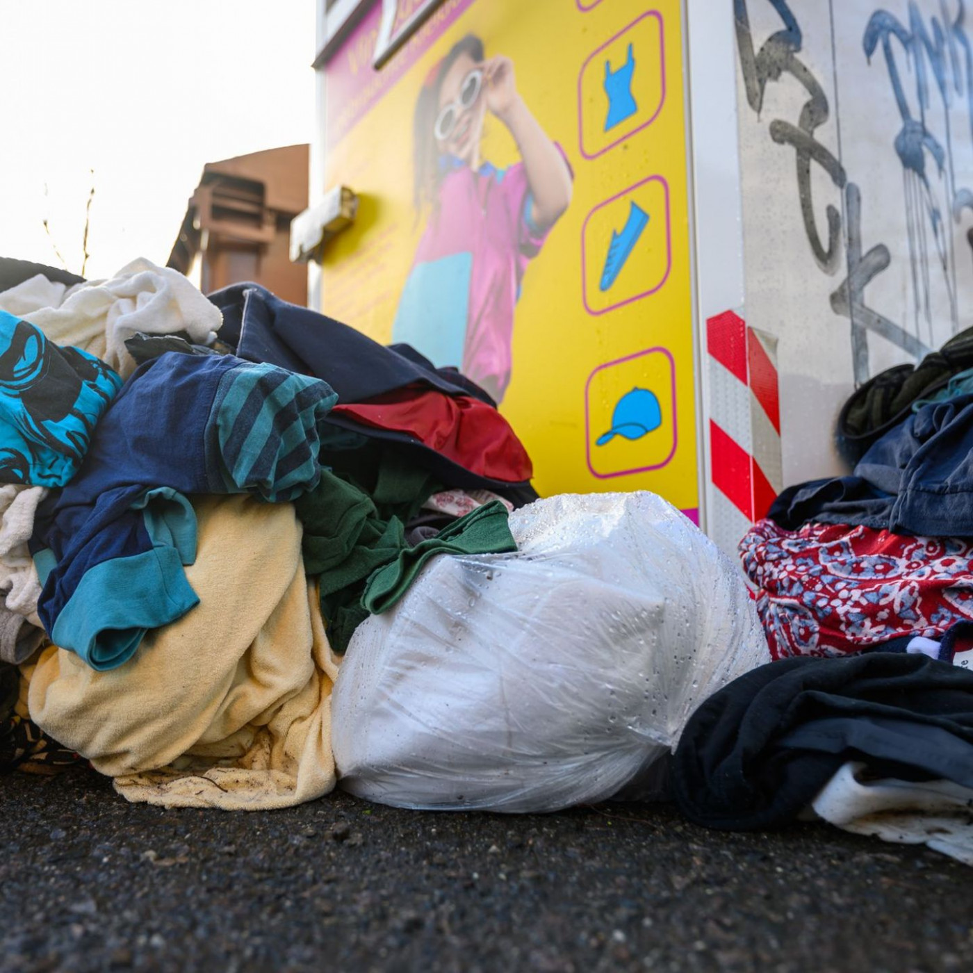 Neues Textilgesetz: Hersteller sollen f&uuml;r Altkleider zahlen