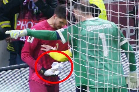 Zoff im Elfer-Krimi: Fiese Zettel-Aktion erz&uuml;rnt Bosnier