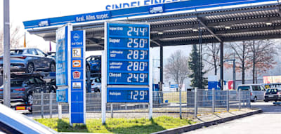 &bdquo;Neuregelung senkt das hohe Niveau nicht&ldquo; &ndash; ADAC warnt vor weiteren Spr&uuml;ngen beim Benzinpreis