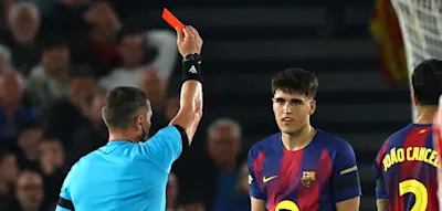 Paris versch&auml;rft Liverpools Krise &ndash; Rote Karte leitet Barcelonas Niederlage ein