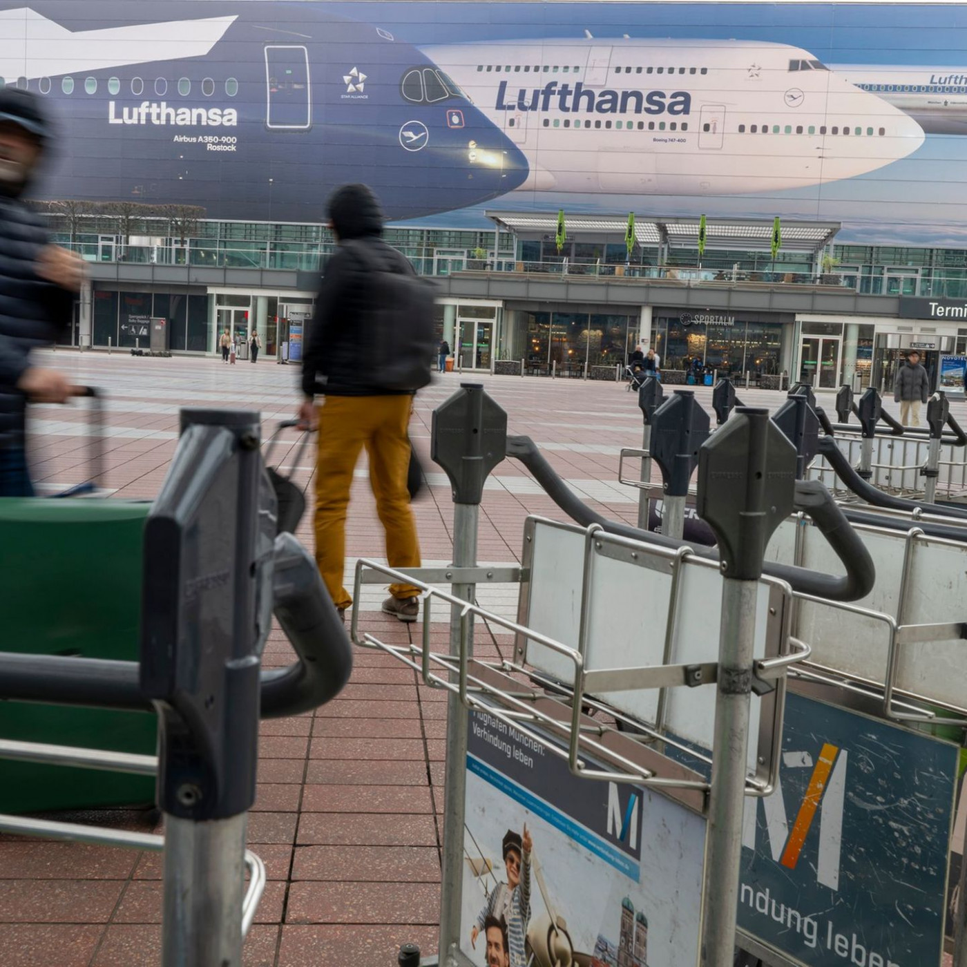 Pilotenstreik bei Lufthansa geht in den zweiten Tag