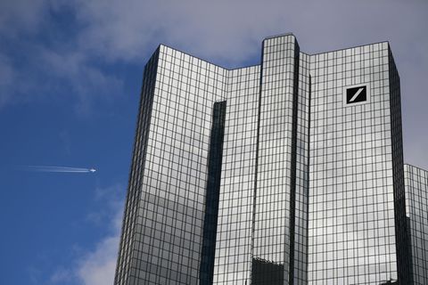Deutsche Bank meldet Verst&ouml;&szlig;e gegen Russland-Sanktionen