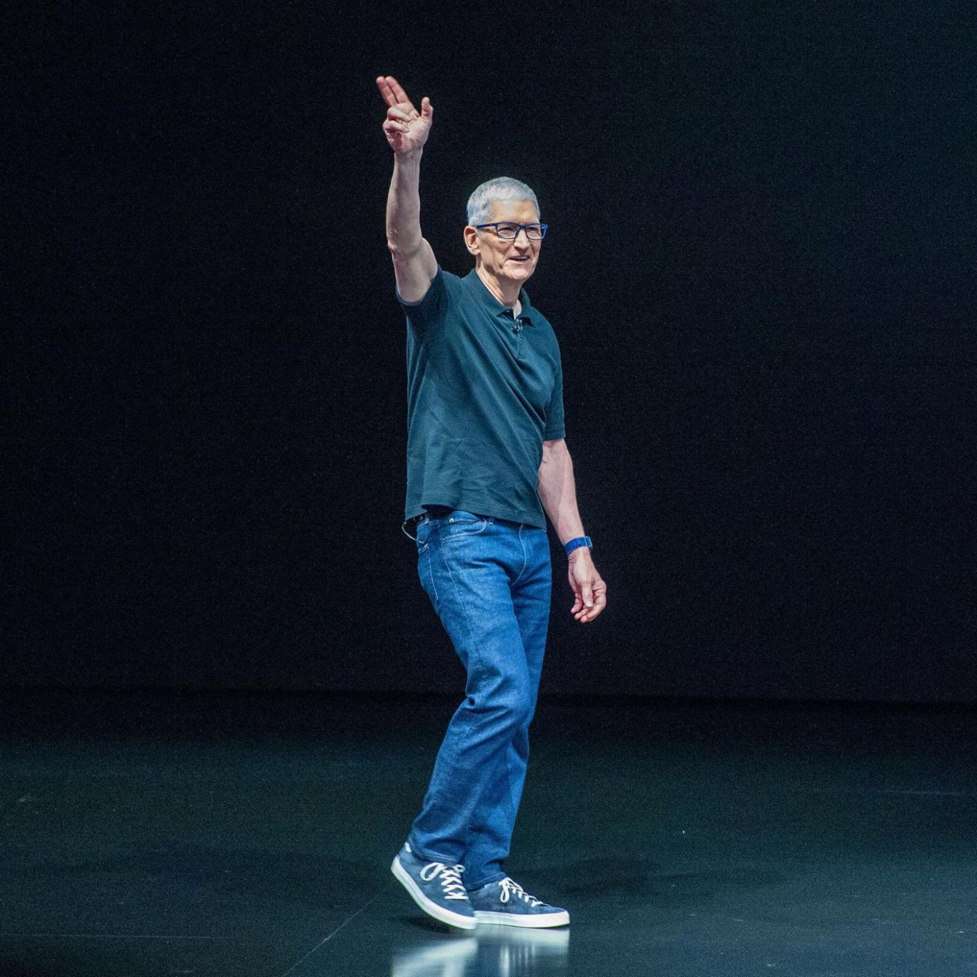 John Ternus folgt auf Tim Cook: Wechsel an der Apple-Spitze