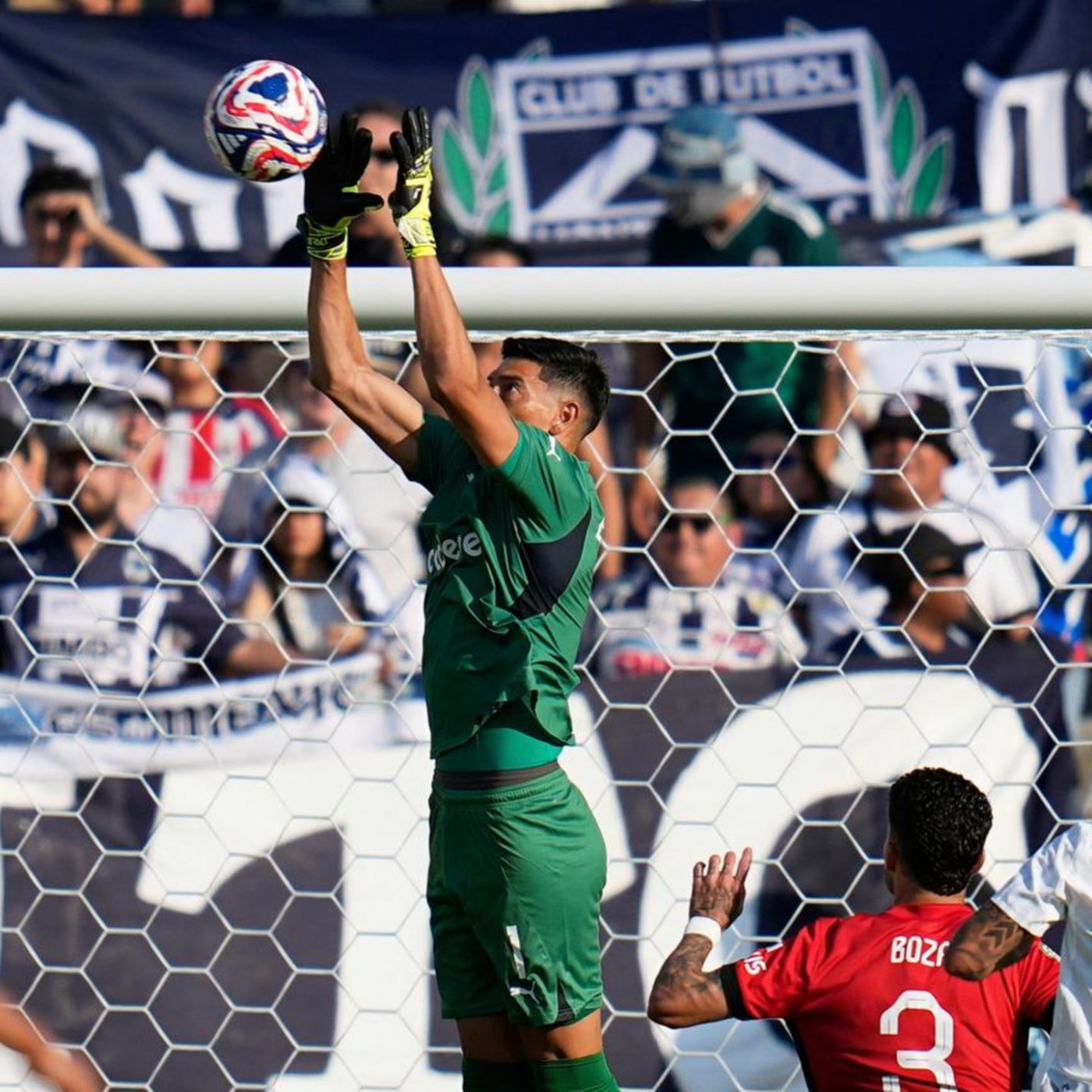 &bdquo;Schande&ldquo;: Brutale Torwart-Attacke emp&ouml;rt Spanien