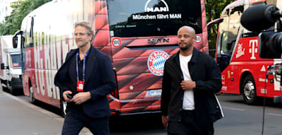Gesperrter Kompany sitzt zwischen Analysten auf der Trib&uuml;ne