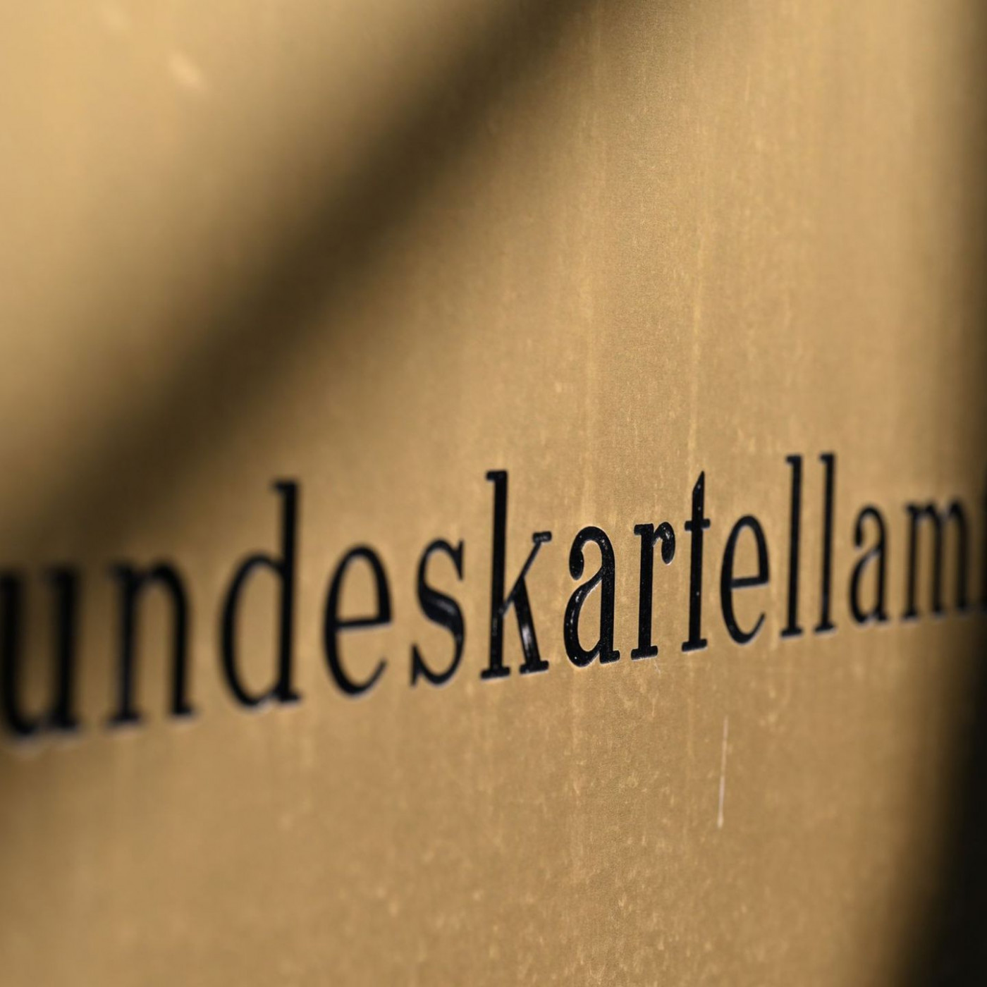 Gericht stoppt Sprit-&Uuml;berpr&uuml;fung des Kartellamts vorerst