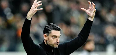 Frankfurts Trainer Riera setzt zur Wutrede an