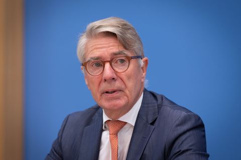 Pharmabranche: Warkens Sparpaket bedroht Arznei-Standort