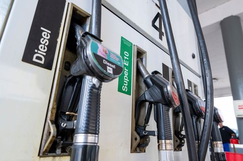 F&uuml;nf Minuten Arbeit f&uuml;r einen Liter Sprit